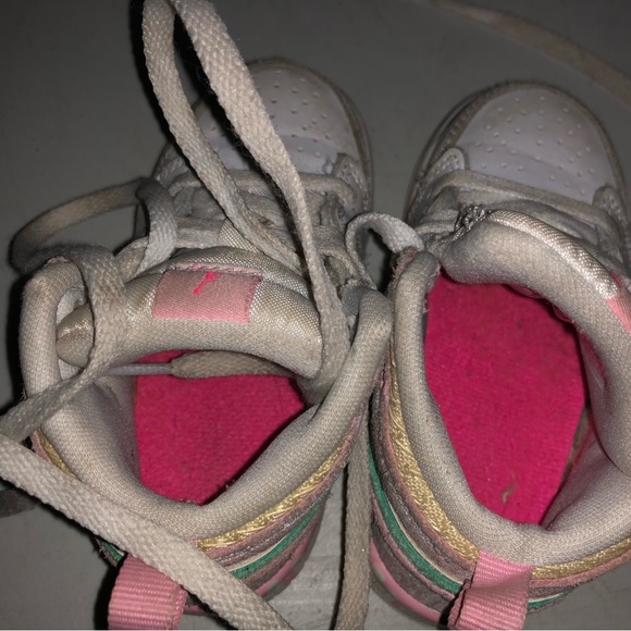 USED 6C Nike Shoes (DD1668-100) - Picture 8 of 8